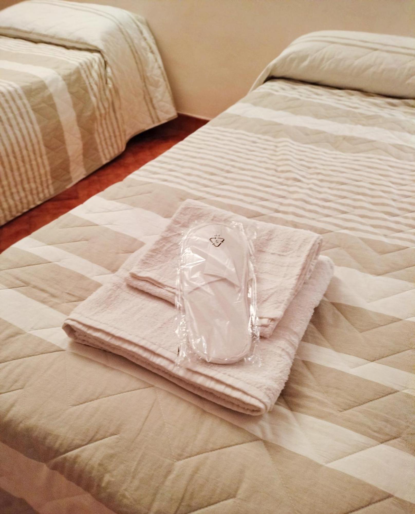 B&B "Madama Granet" บอร์โก ซานดาลมัซโซ ภายนอก รูปภาพ